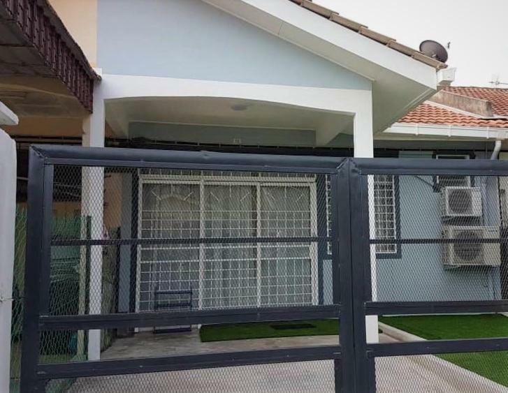 The Serene Homestay, Port Dickson Eksteriør billede